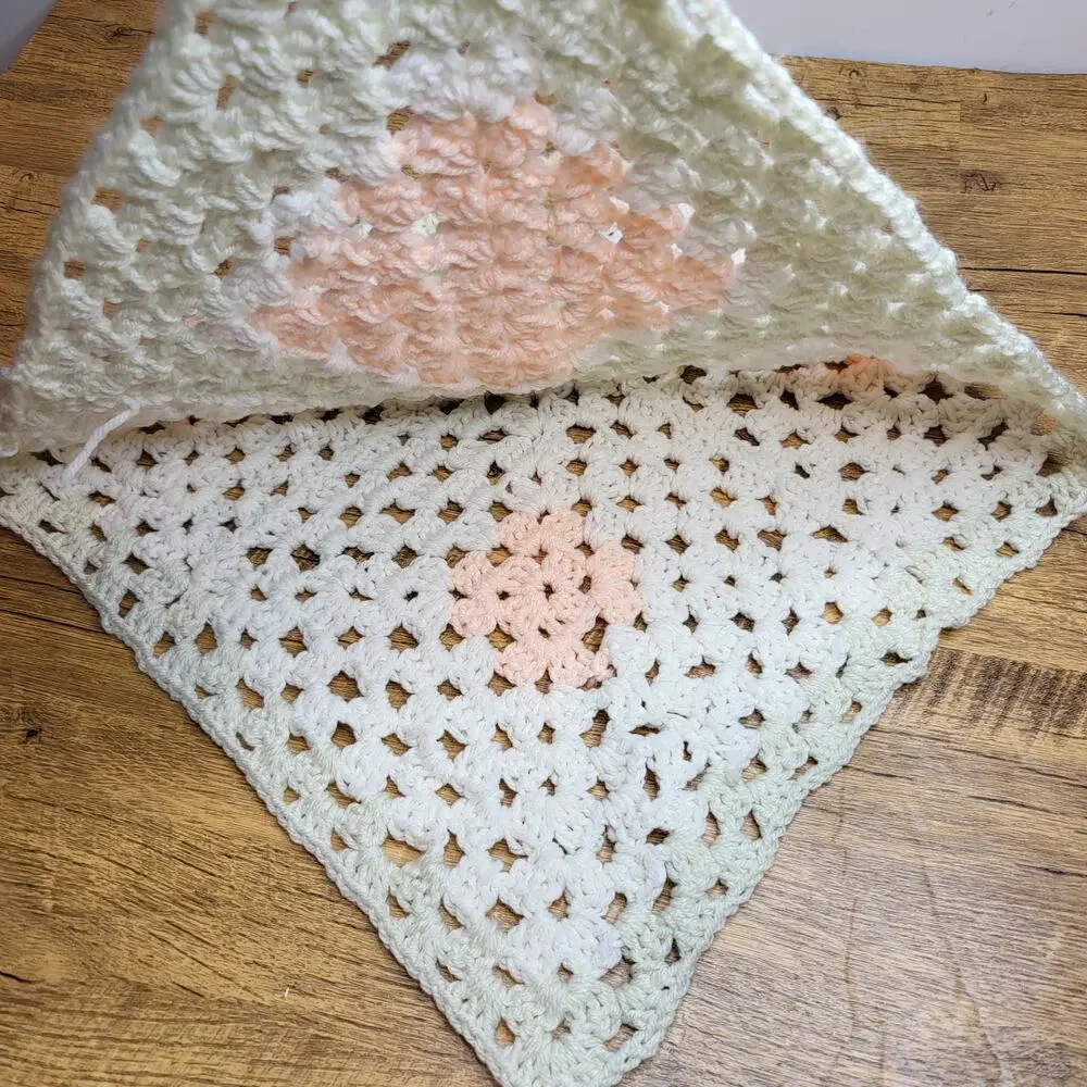 Crochet poncho Cream Pink Boho sz 3T